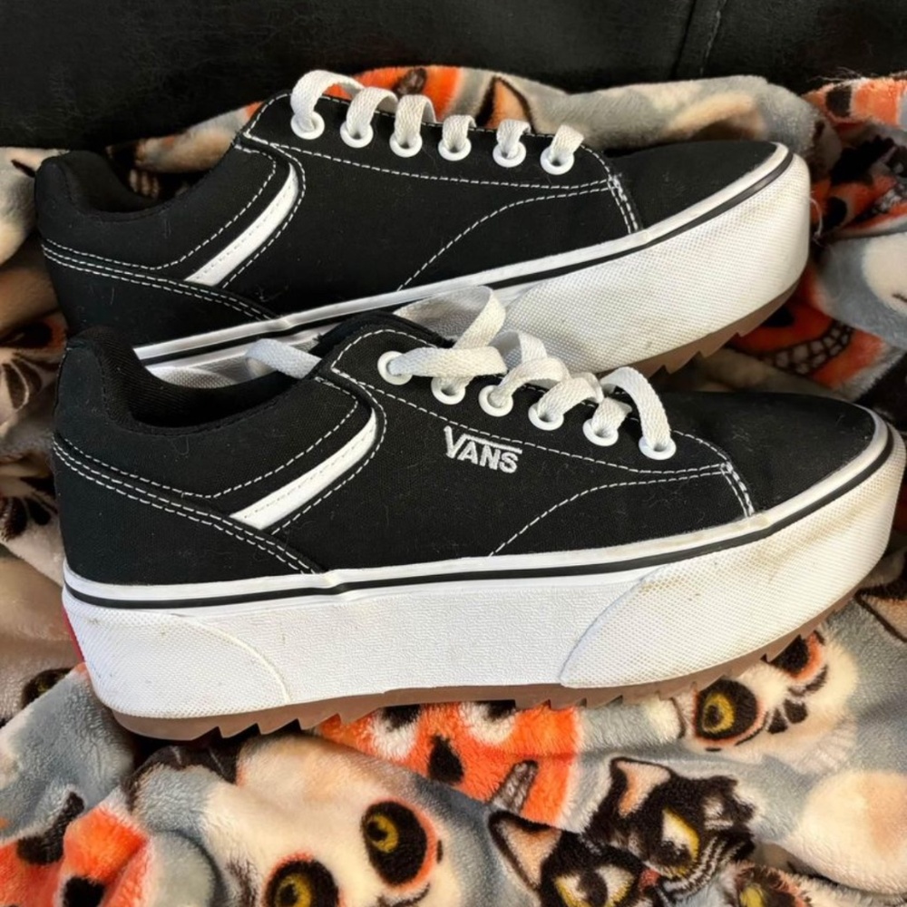 Vans platform